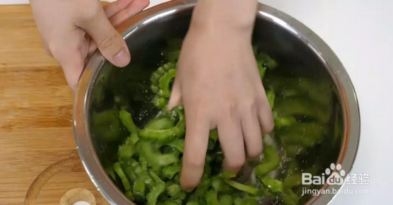 如何去掉苦瓜的苦味让其可口