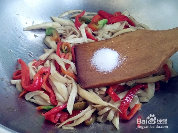 如何制作辣炒手撕杏鲍菇