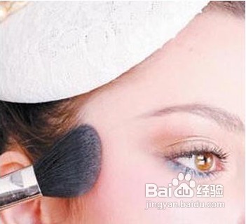 时尚晚宴妆怎么化