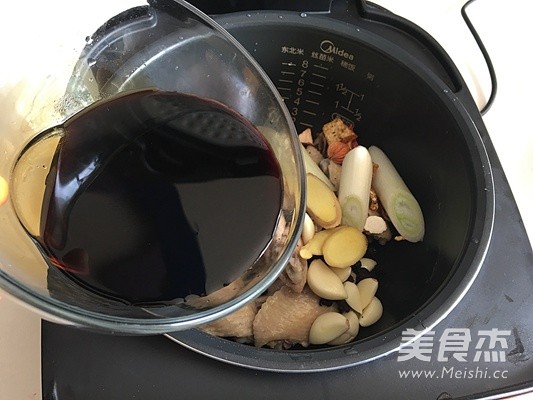 豆豉焖翅中的做法