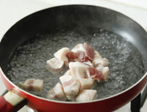 家常红烧肉的做法