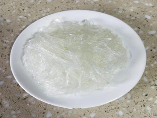 酿香菇粉丝煲怎么做