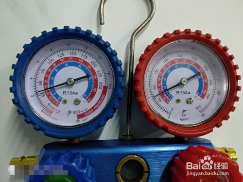 怎么用空调压力表来检修汽车空调？