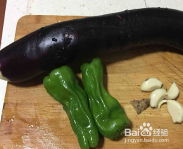 女士菜——青椒炒茄子丝