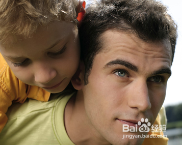 如何拉近爸爸和孩子的关系?