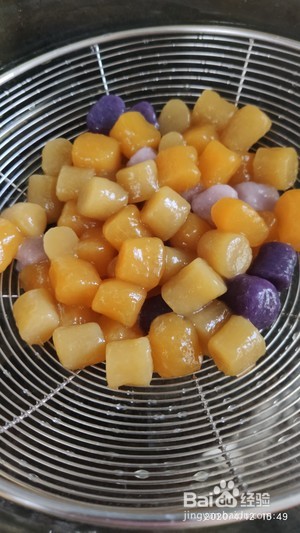 芋圆芒果椰奶西米露