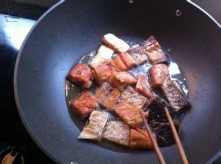 冬季常菜－蒸腊鱼