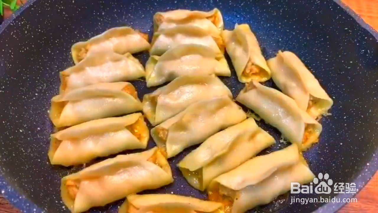 如何制作简单又好吃的懒人锅贴