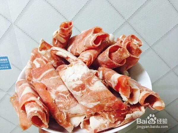 酸爽的金针肥牛，好吃到爆！