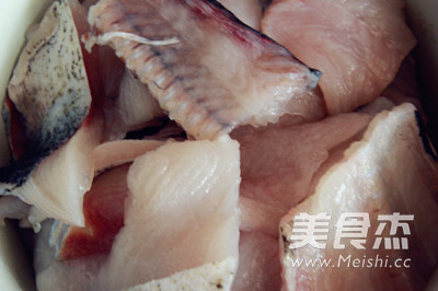 蒜香豆瓣鱼的做法