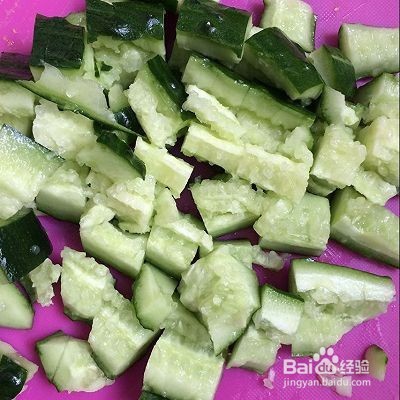 黄瓜拌海螺的做法