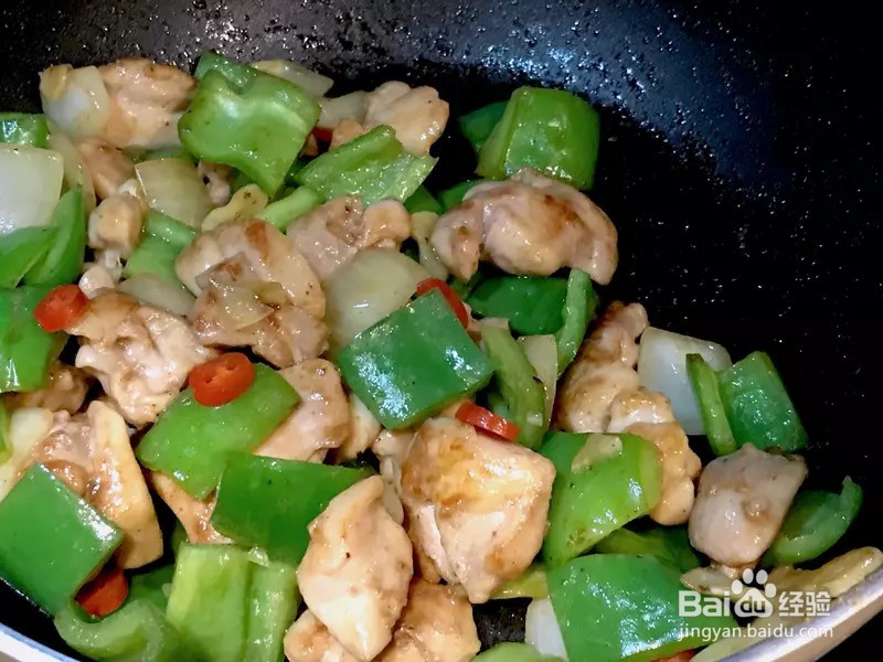 怎样做出家常菜系列之青椒炒鸡丁