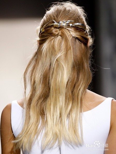 用对了发饰，让你轻松简单搞定发型