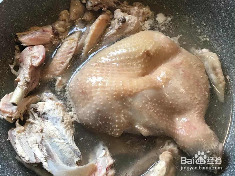 怎样做出家常菜系列之蛤蜊鸡腿汤