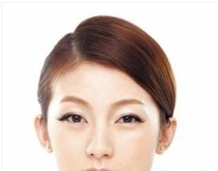 怎么化妆才能打造完美底妆