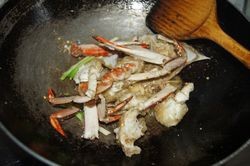 姜葱香炒螃蟹