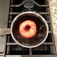 怎么做美味的红酒雪梨？