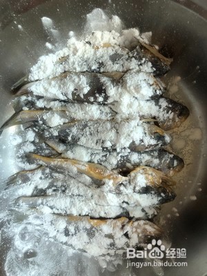 酥炸小黄鱼的做法