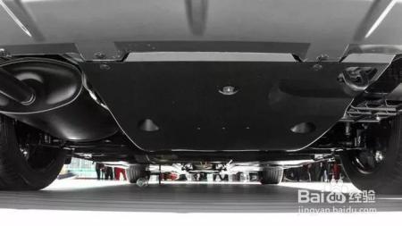 A级车强者相约换代，“小天籁”轩逸和“小亚洲龙”雷凌该选谁？