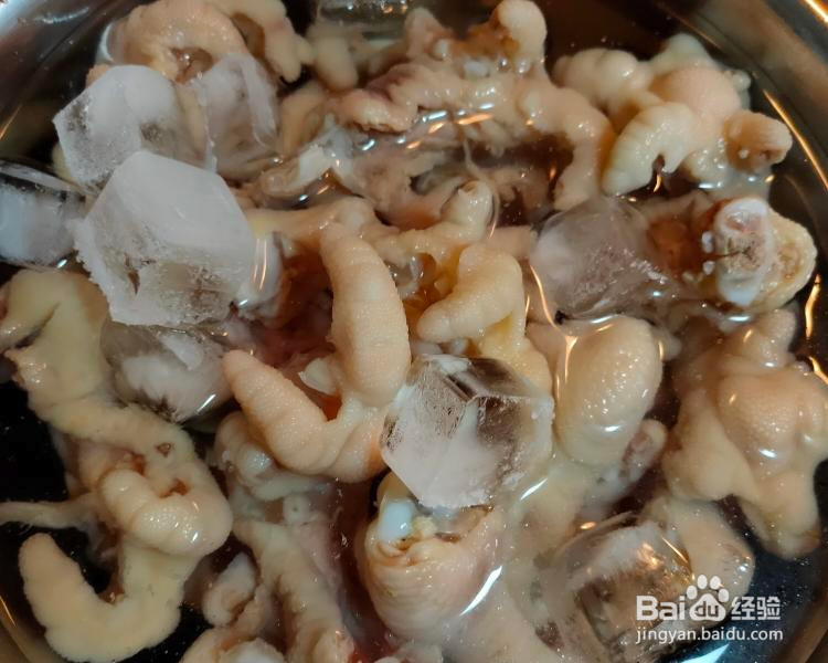 柠檬酸辣无骨鸡爪的做法