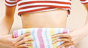 妊娠纹修复精华的按摩方法是什么？