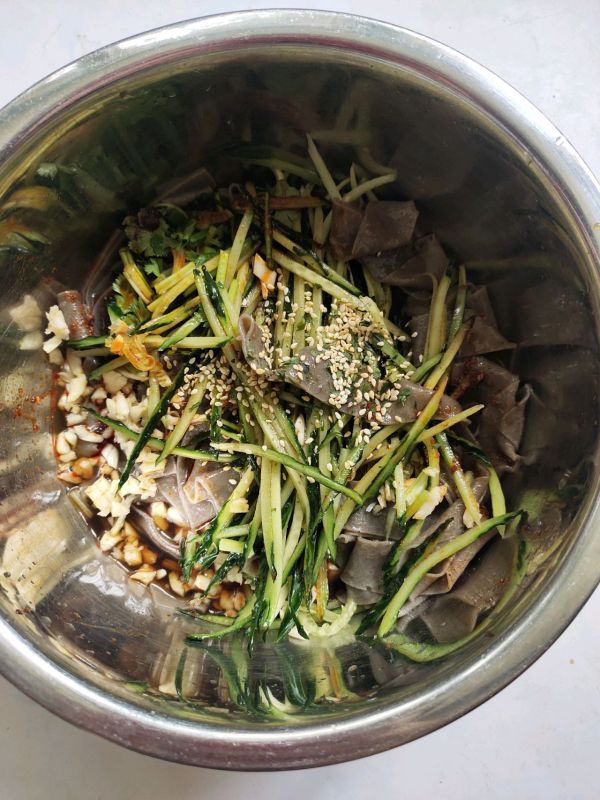 珍选捞汁荞麦面皮