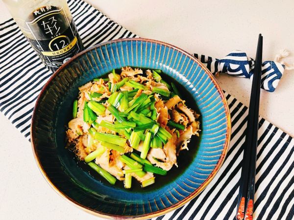 秋日韭菜拌牛肚