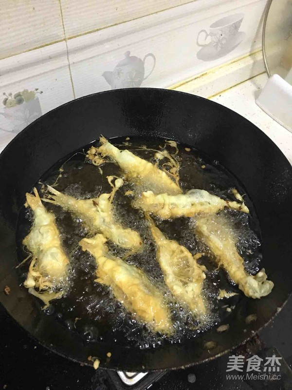 酥炸小鱼的做法