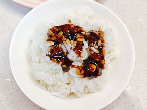 油渣小白菜+猪油拌饭（童年的回忆)