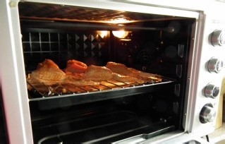 鸡翅包饭制作的步骤