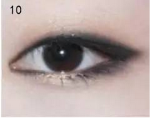 .单眼皮小烟熏妆