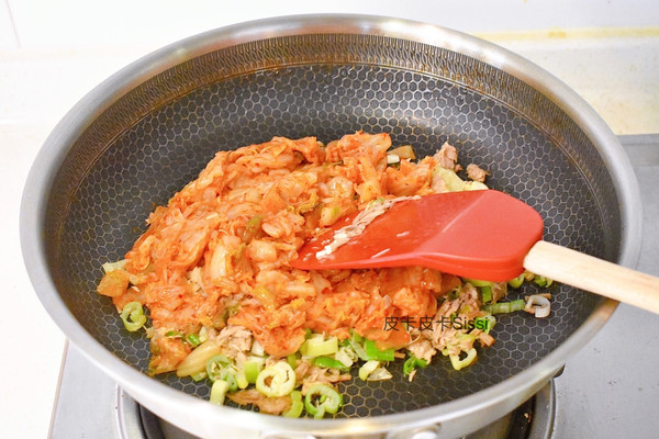 韩国泡菜金枪鱼炒饭