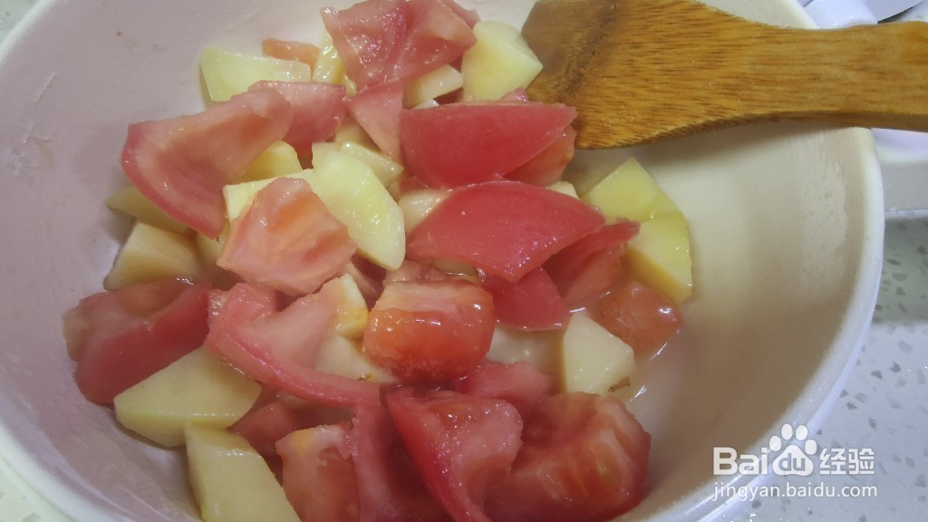 西红柿土豆烧牛腩