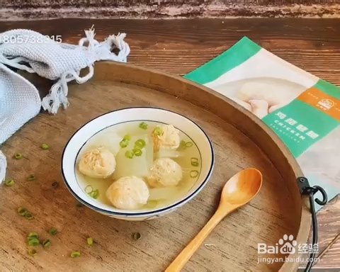 怎么吃都不腻的鸡肉丸子冬瓜汤