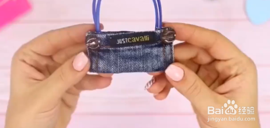 如何给芭比制作酷包包