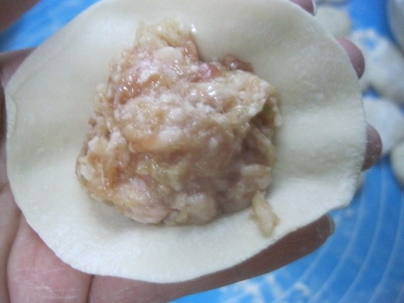 逢年过节,不能不用到的猪肉白萝卜水饺的做法