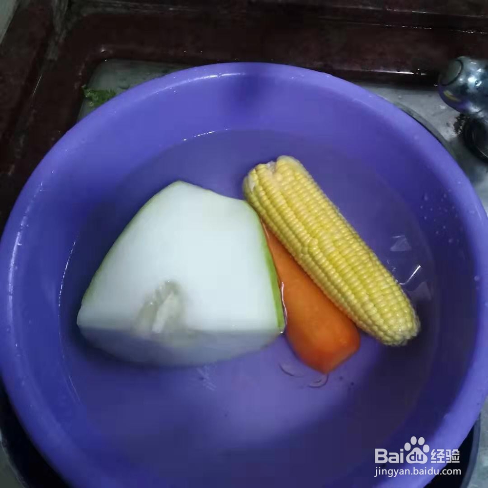 玉米冬瓜骨头汤煲汤