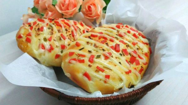 葱香火腿沙拉肉松面包