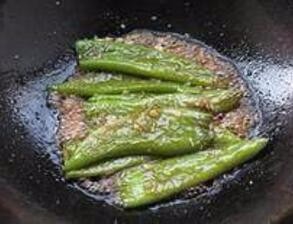 虎皮-尖椒的简单做法
