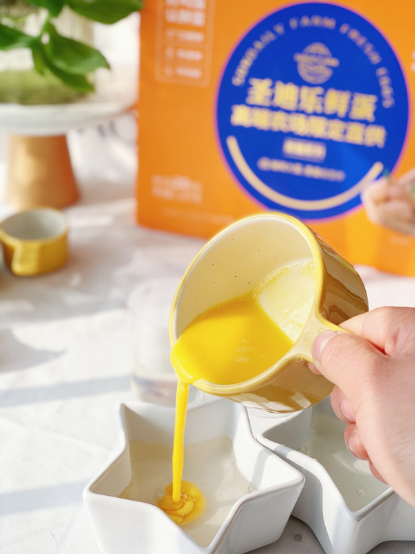 奶香蛋花水晶糕