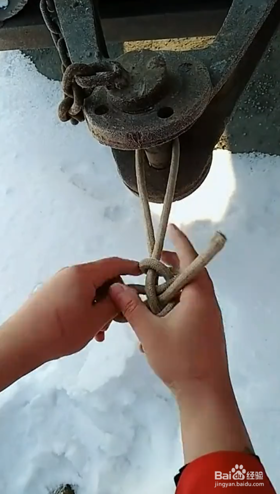 如何打拖车扣？