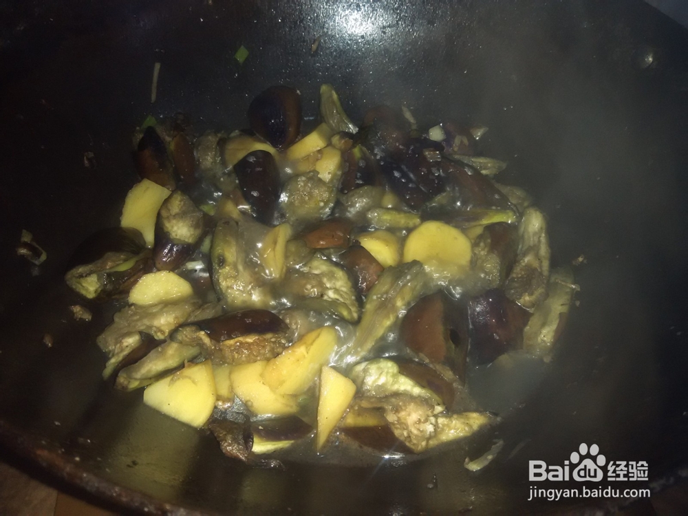 葱姜爆土豆炖茄子