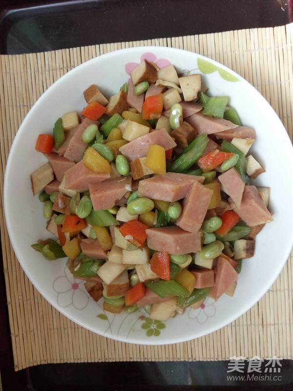 方火腿炒毛豆杂蔬