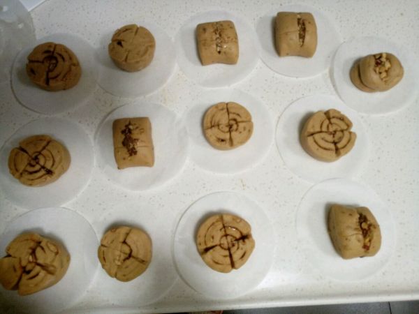 香甜红枣核桃红糖馒头