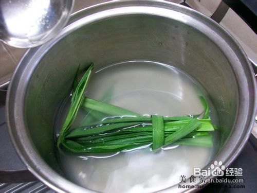 迎接中秋月饼热身艳丽果冻月饼