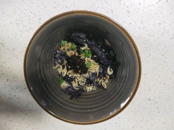 超快手紫菜汤饺子