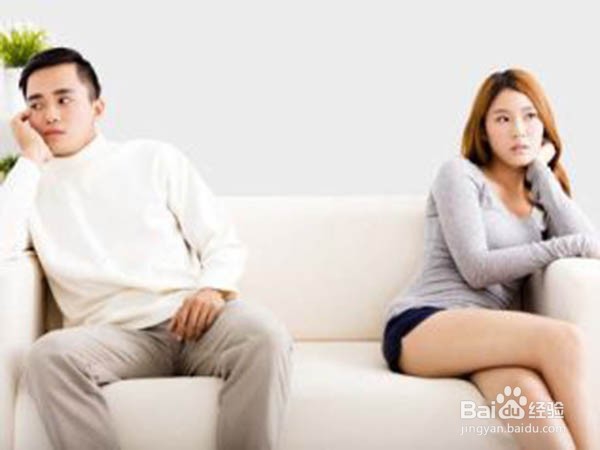 如何识别妈宝男