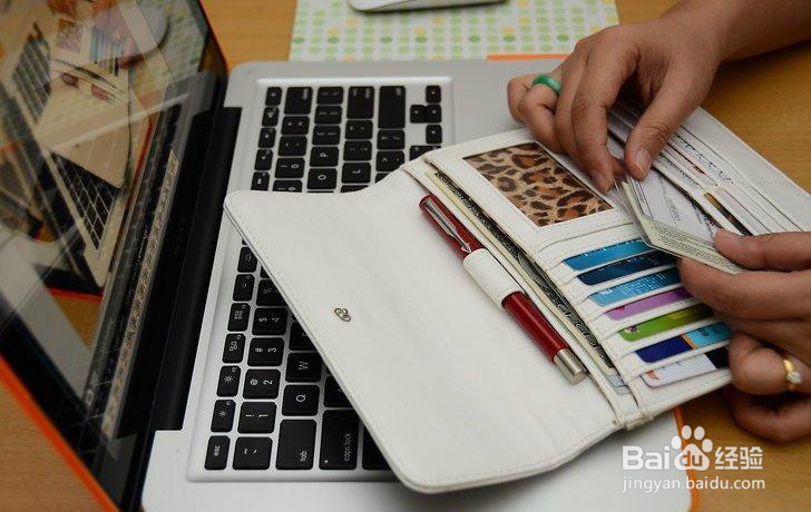 如何开设医疗制服业务