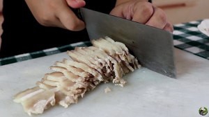 蒜泥五花肉的做法