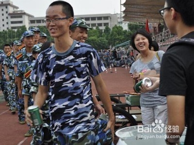 大一军训要注意什么
